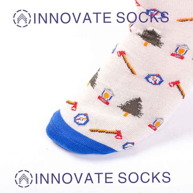 Custom Women Fashion Geometric Plaid Pattern Jacquard Tube Cotton Crew Happy Socks-4.jpg